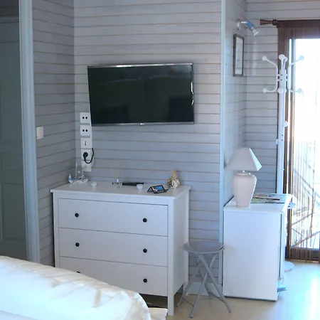 לינה וארוחת בוקר La Belgerie