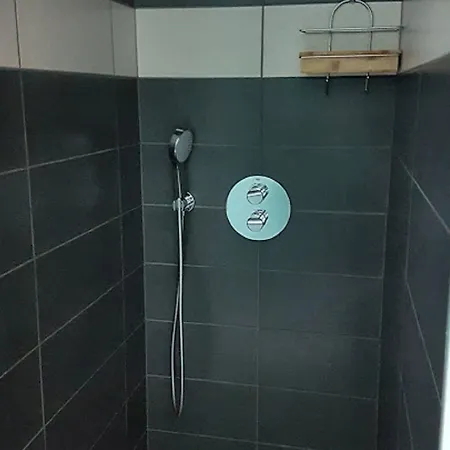 לינה וארוחת בוקר La Belgerie 4*