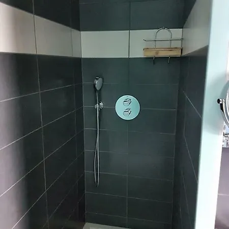 La Belgerie לינה וארוחת בוקר 4*